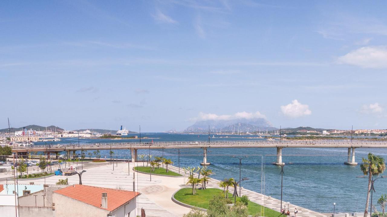 Welcomely - Affittacamere Seamphony Rooms Olbia Kültér fotó